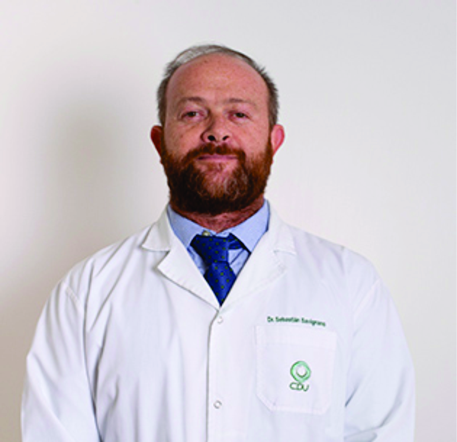 Dr. Savignano, Sebastián